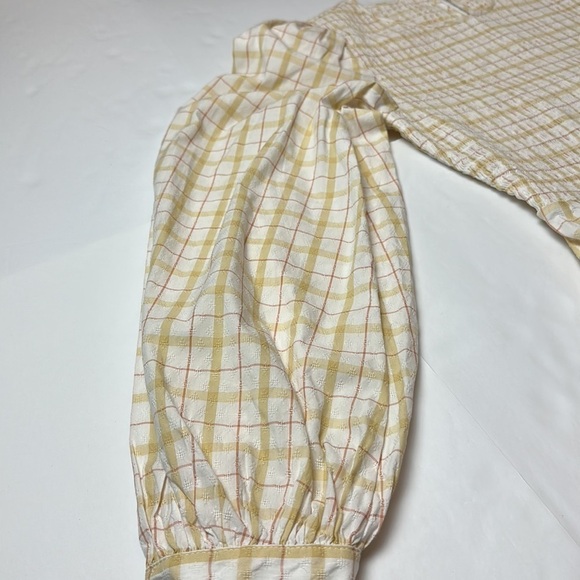 Universal Thread ruched, peplum ,plaid balloon sleeve blouse - Picture 5 of 11